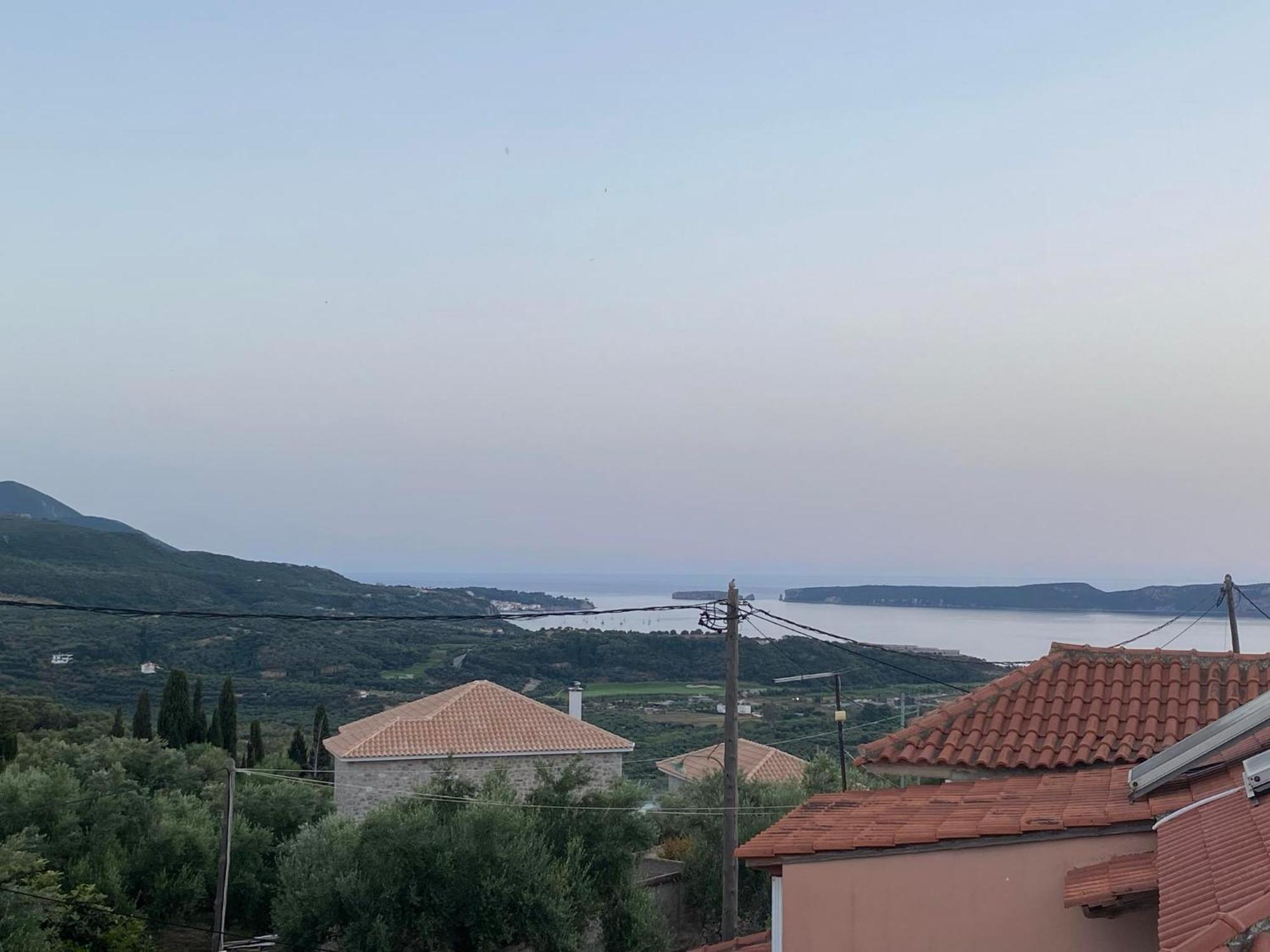 Golden Navarino'S Sunset Пилос Екстериор снимка